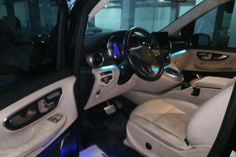 Used Mercedes-Benz V-Class 2020 V 260 Prestige Edition
