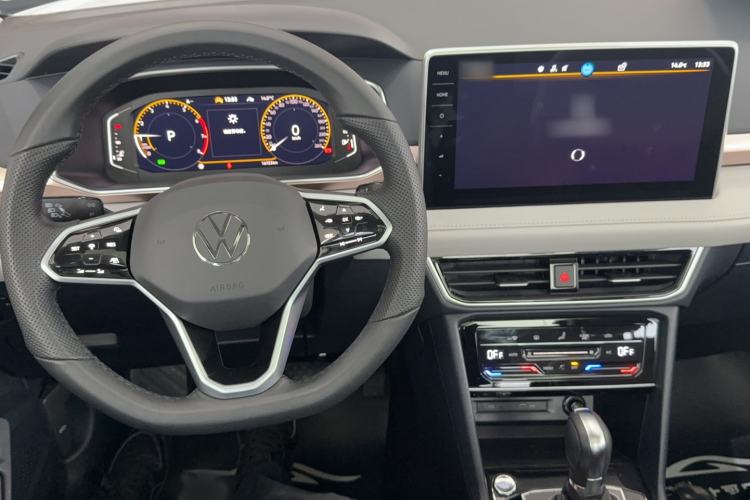 Used Volkswagen Tharu 2023 300TSI Two-Wheel-Drive Full Moon Edition
