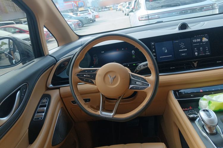 Used VOYAH Dream 2024 PHEV Extended-Range Premium Edition