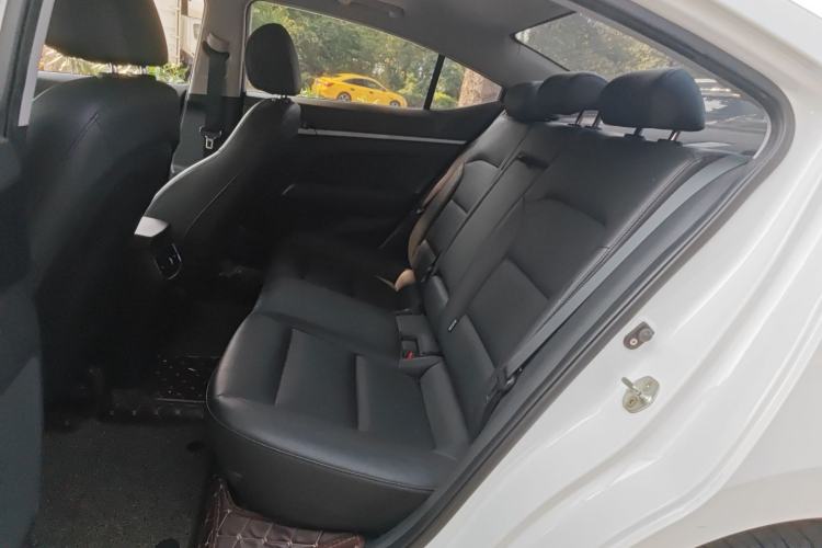 Used Hyundai Elantra (6th Generation / Lingdong) 2019 1.5L CVT ZhiXuan – Elite Version Left Rear Seat