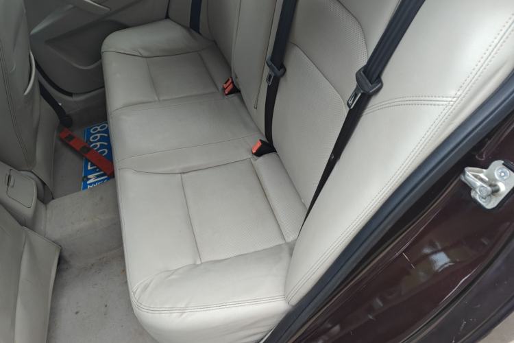 Used Geely Auto Emgrand 2014 Sedan 1.5L Manual Elite Model
