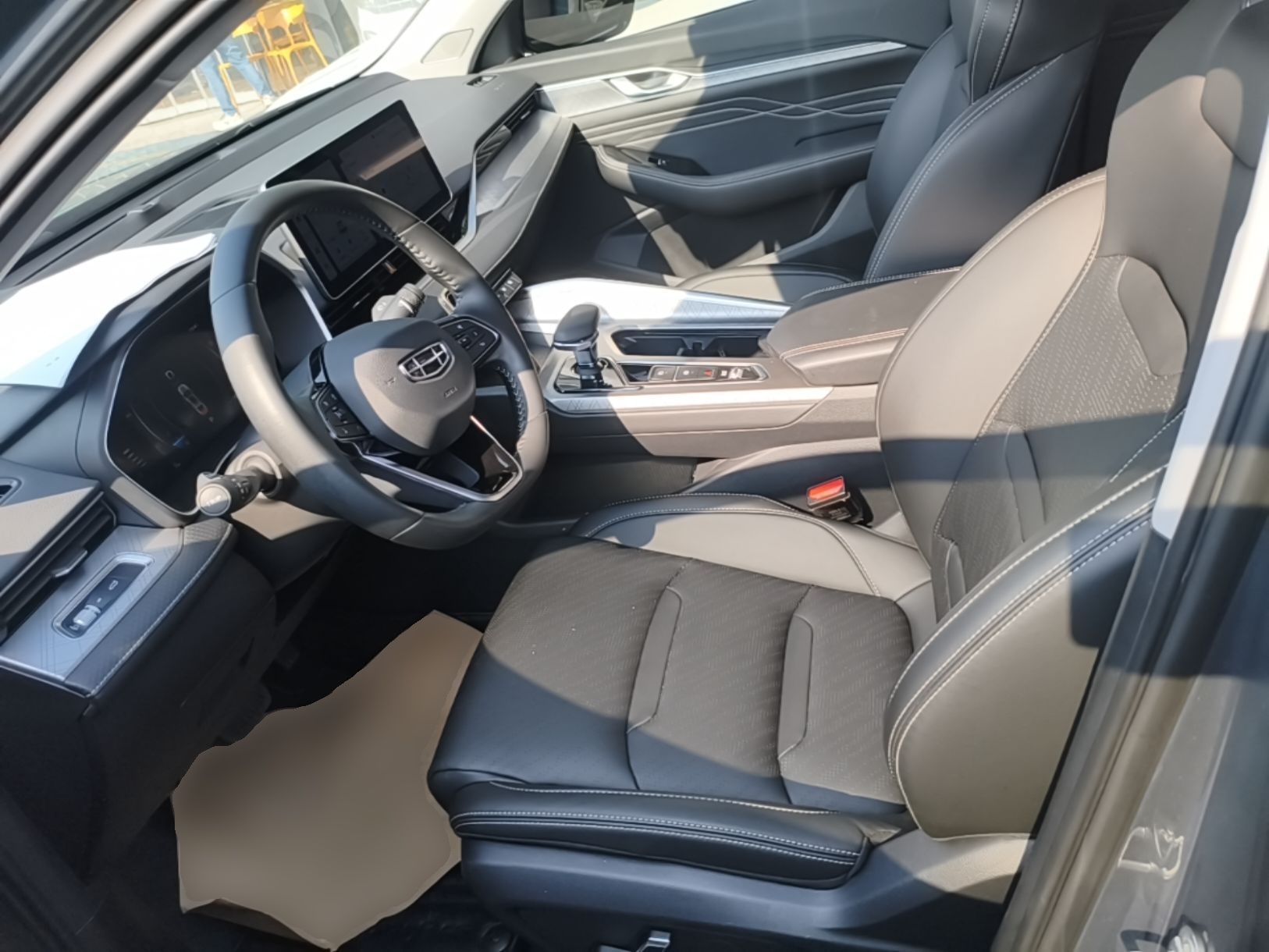 Geely Auto Preface 2023 2.0TD Luxury Version — снимка 17