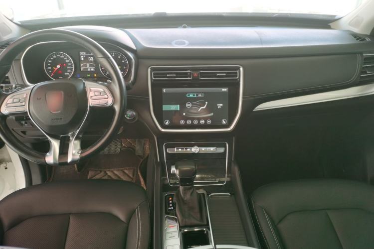 Used Roewe RX8 2019 30T Smart Connectivity Two-Wheel Drive Supreme Flagship Edition