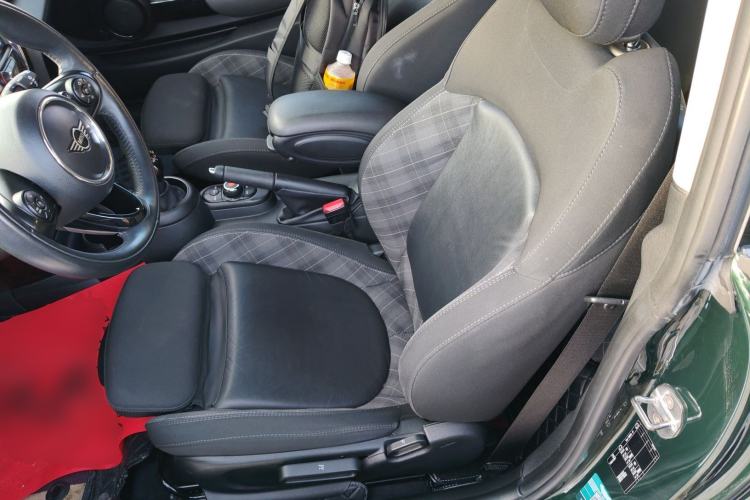 Used MINI MINI 2018 1.5T COOPER Classic Edition