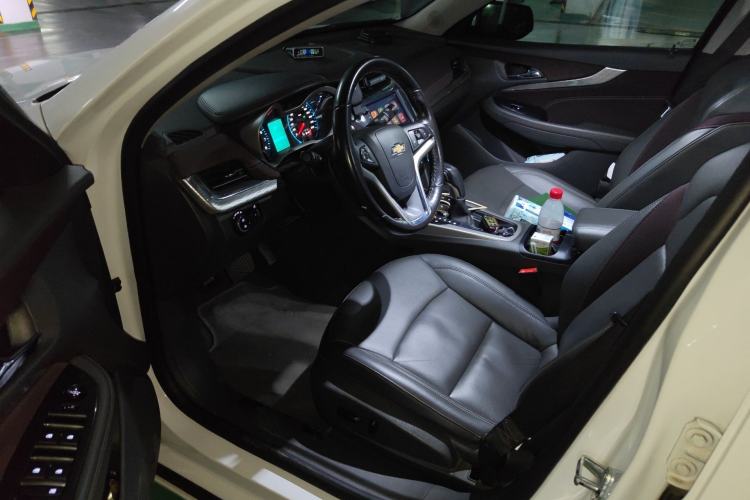 Used Chevrolet Malibu 2017 1.5T Automatic Luxury Edition Driver Seat