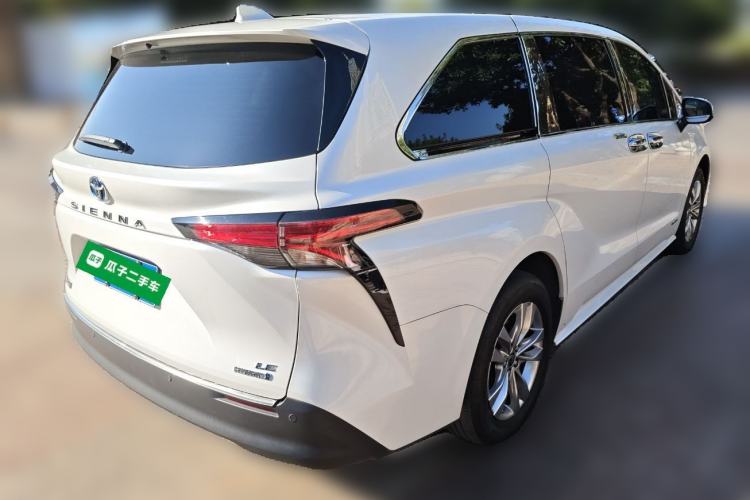Used Toyota SIENNA 2023 2.5L Hybrid Comfort Edition Rear Right 45 Deg