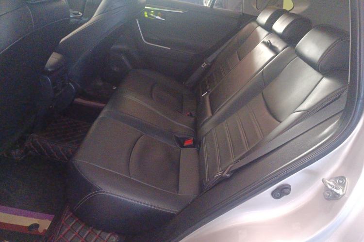 Used Toyota Wildlander 2021 2.0L CVT 4x4 Luxury Edition