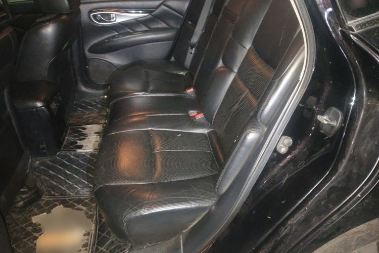 Used Infiniti M Series 2011 M25 Luxury Model Left Rear Seat