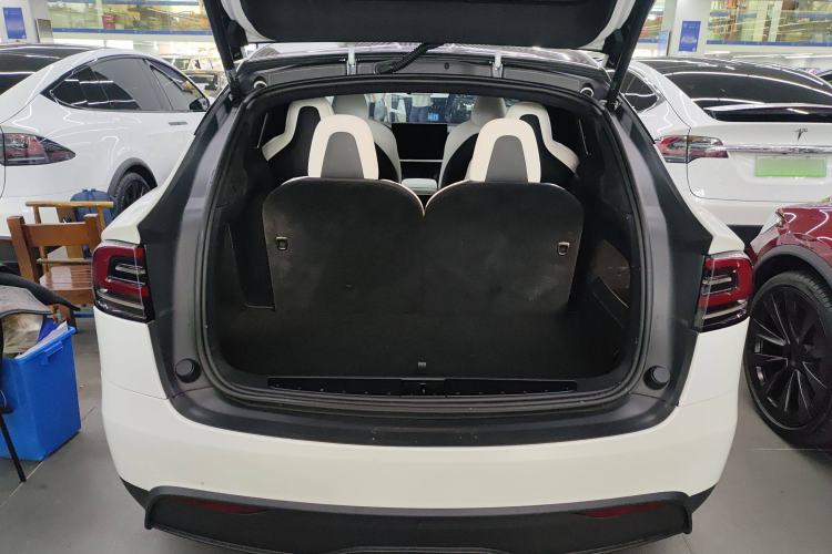 Used Tesla Model X 2023 Three-Motor All-Wheel-Drive Plaid Version
