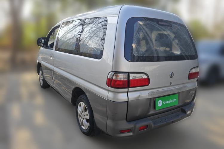 Used FORTHING Lingzhi 2014 V3 1.5L 7-Seater Luxury Model
