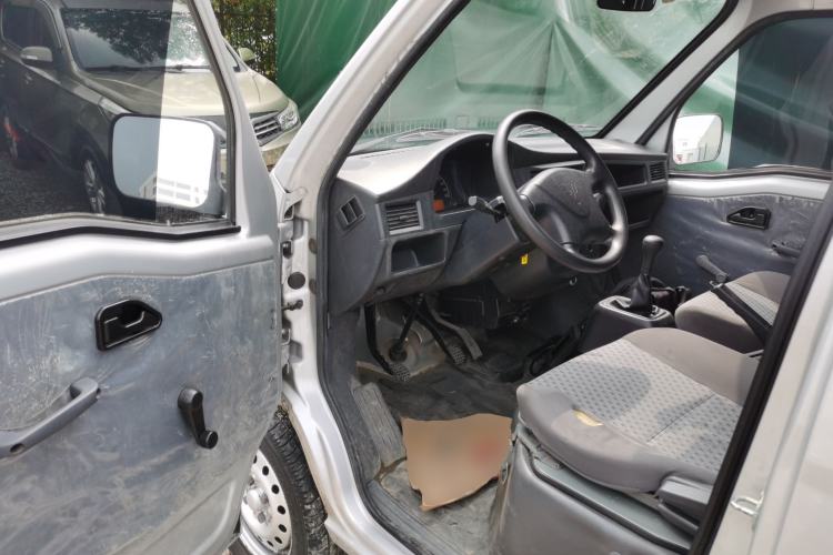 Used Wuling Zhiguang 2023 1.5L Practical Version 5/7 Seats