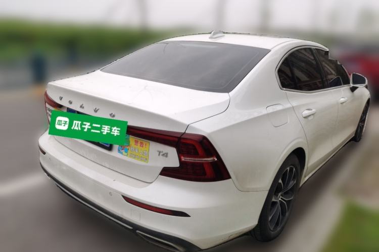 Used Volvo S60 2021 T4 Zhiyi Luxury Edition Rear Right 45 Deg