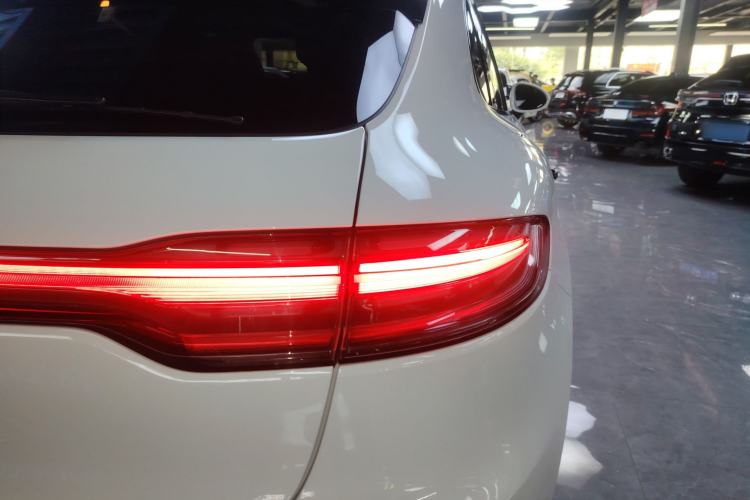 Used Porsche Macan 2021 Macan 2.0T
