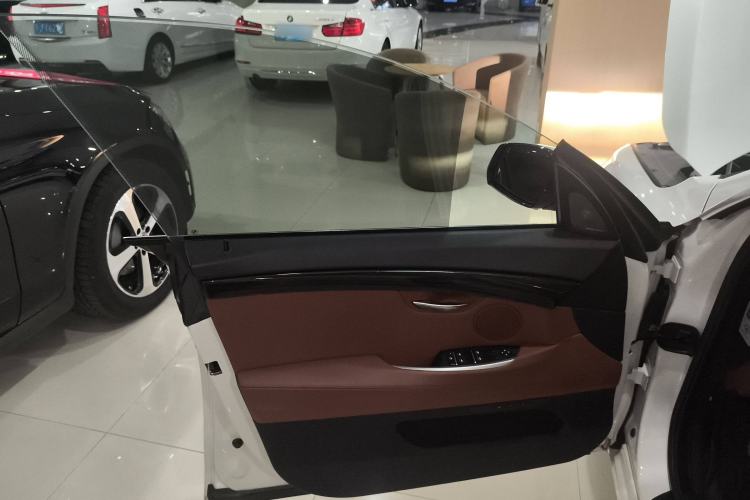 Used BMW 5 Series GT 2017 528i Leading Model