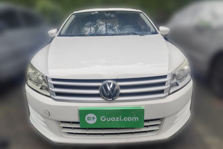 Used Volkswagen Santana 2013 1.6L Manual Fashion Edition Front