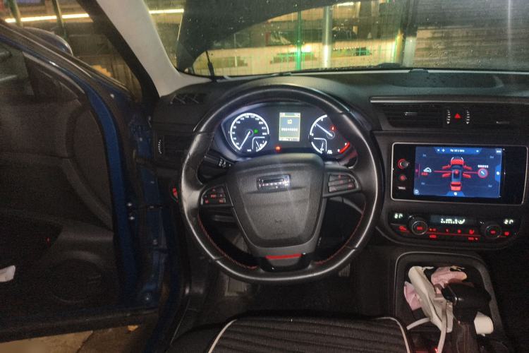 Used Qoros 5 2017 1.6T Automatic Prestige Model Steering Wheel