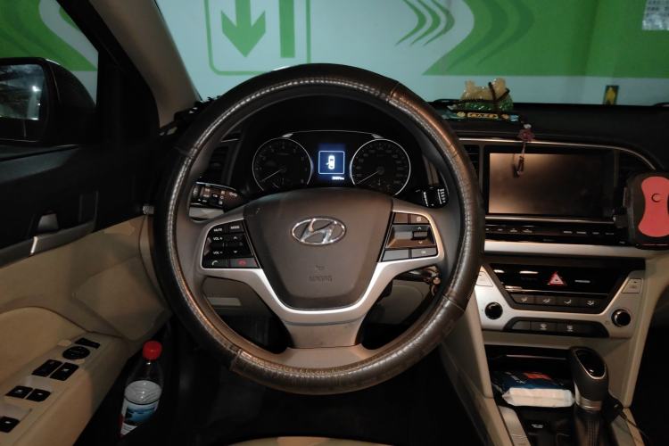 Used Hyundai Elantra (6th Generation / Lingdong) 2016 1.6L Automatic ZhiXuan – Elite Version Steering Wheel