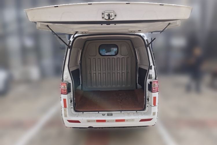 Used Jinbei Hiace X30 2018 1.3L Cargo Van Comfort Model DLCG12
