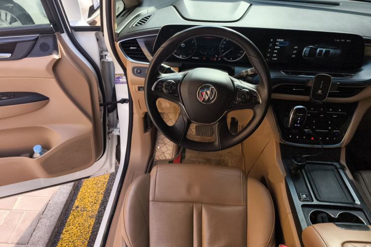 Used Buick GL8 2020 ES Land Cruiser 653T Luxury Model
