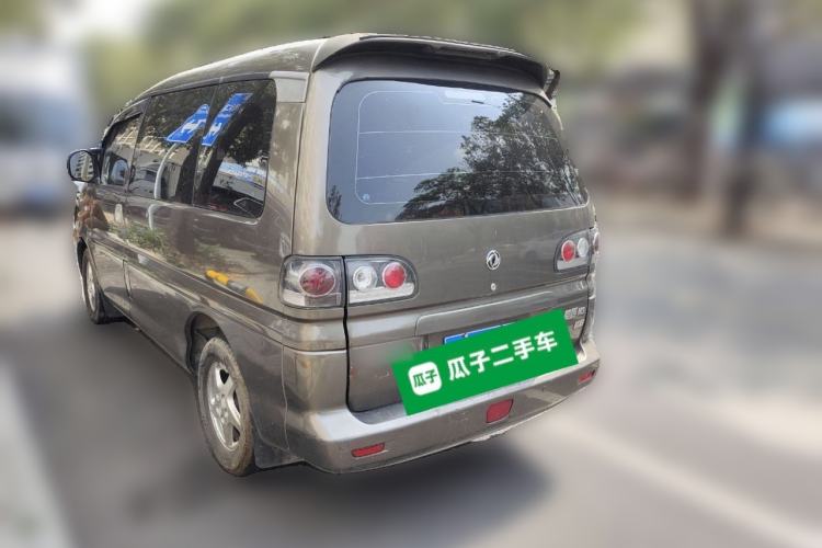 Used FORTHING Lingzhi 2014 M3 1.6L 7-seater Standard Model
