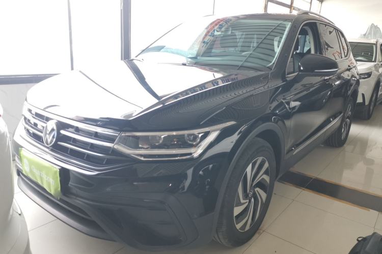 Used Volkswagen Tiguan L 2025 Model, Outstanding Version, 300TSI Automatic Two-Wheel Drive Longteng Edition
