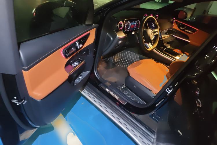 Used Mercedes-Benz GLC 2024 GLC 260 L 4MATIC Luxury Model 5 Seats Driver Seat