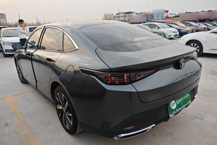 Used CHANGAN Eado 2024 1.5T GDI Automatic Prestige Edition Exterior 2