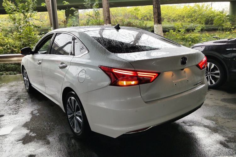 Used CHANGAN Raeton CC 2018 1.5T Automatic Zhiya Model China V Standard
