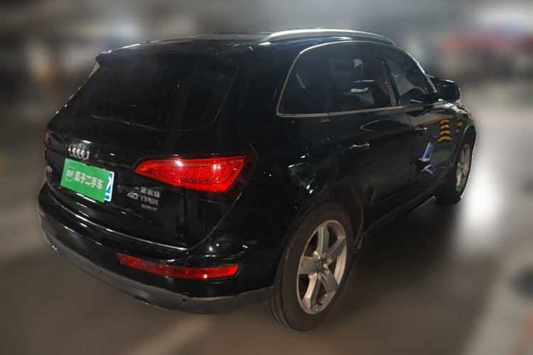 Used Audi Q5 2017 40 TFSI Technology Edition Rear Right 45 Deg