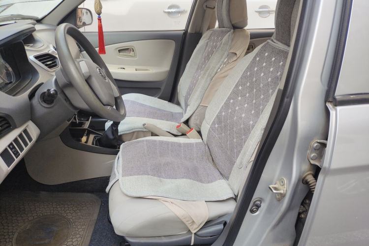 Used FAW Xiali N5 2014 1.0L Manual Standard Edition
