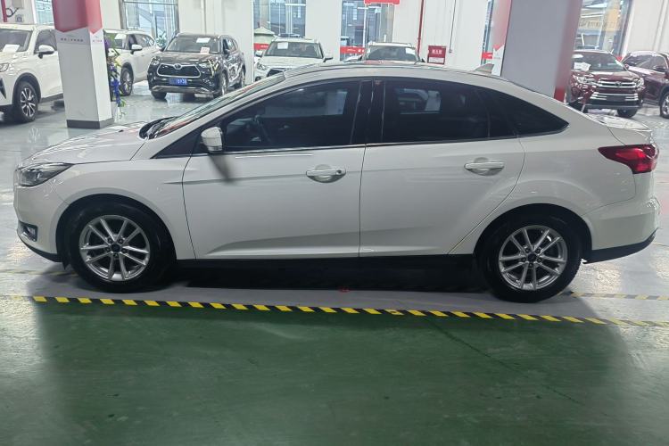 Used Ford Focus 2015 Sedan EcoBoost 180 Automatic Elite Model