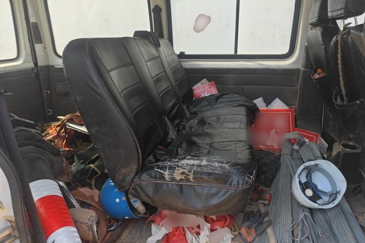 Used JMC Transit 2017 2.8T Commercial Version Short Wheelbase Mid-Roof 6/7/8-Seater JX493