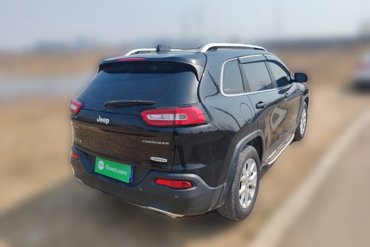 Used Jeep Cherokee 2016 2.4L Professional Edition