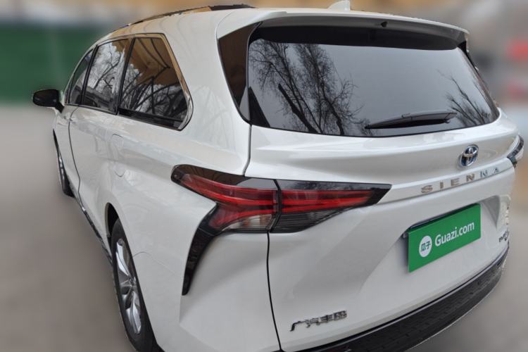 Used Toyota SIENNA 2021 2.5L Hybrid Ultimate Edition Rear Left 45 Deg