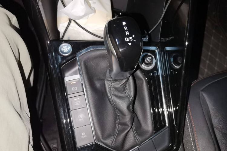 Used Volkswagen Tayron 2019 330TSI Two-Wheel Drive Luxury Model China VI Standard