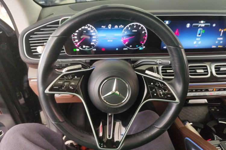 Used Mercedes-Benz GLE 2024 GLE 350 4MATIC Stylish Model Steering Wheel