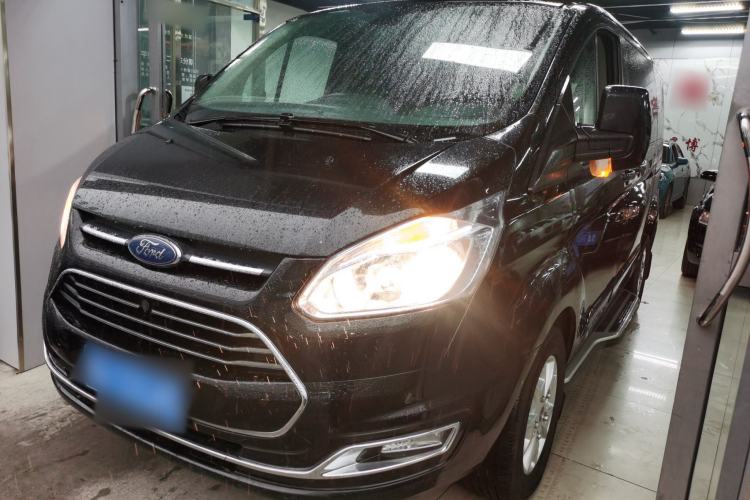Used Ford Tourneo Custom 2020 2.0T Automatic Elite Edition China VI Standard