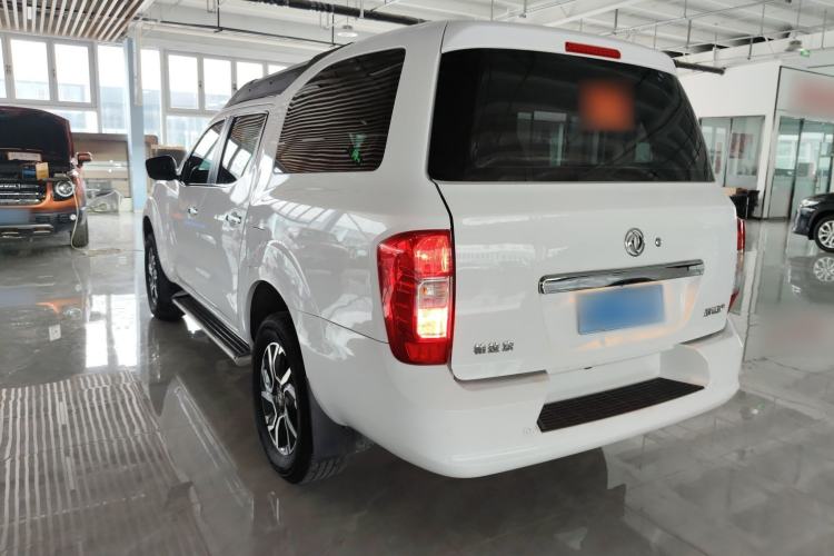 Used Dongfeng Palazzo 2022 2.0T Manual Two-Wheel Drive Luxury Version