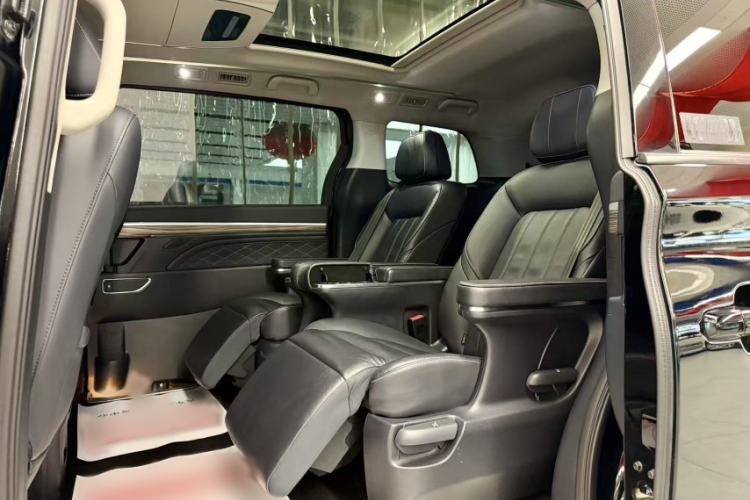 Used GAC Trumpchi M8 2018 320T Luxury Edition
