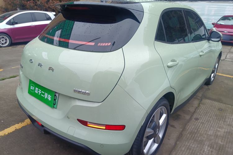 Used ORA Good Cat 2023 401 km Standard Range Premium Version Lithium Iron Phosphate Rear Right 45 Deg