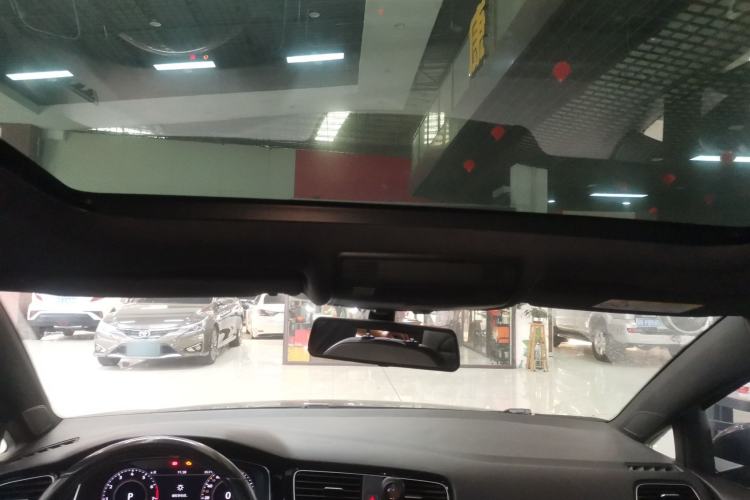 Used Volkswagen Golf 2020 Charming Edition 280TSI DSG R-Line Headliner