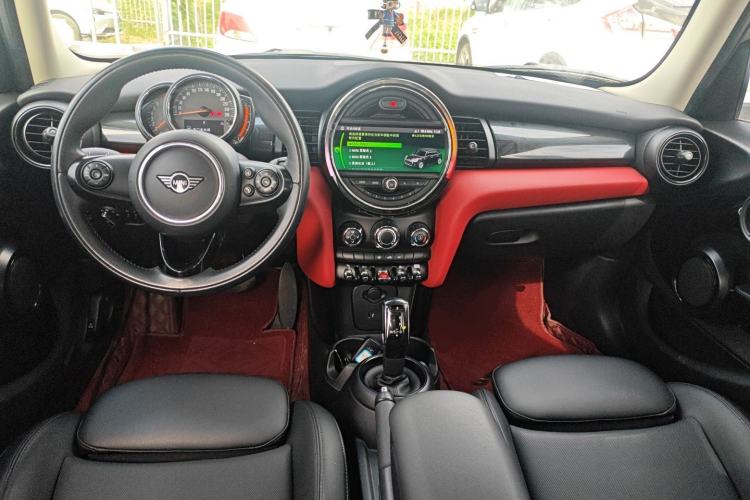 Used MINI MINI 2020 1.5T COOPER Classic Edition Five-Door Version
