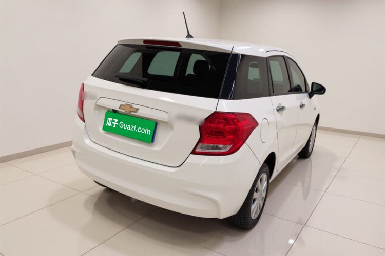Used Chevrolet Lova RV 2016 1.5L Automatic Comfort Edition Exterior 5