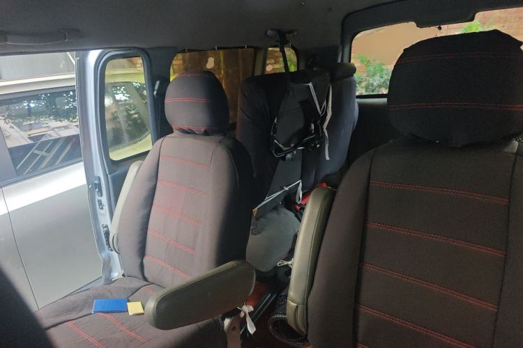 Used FORTHING Lingzhi 2014 M5 Q3 2.0L 7-seat Long-Wheelbase Comfort Version