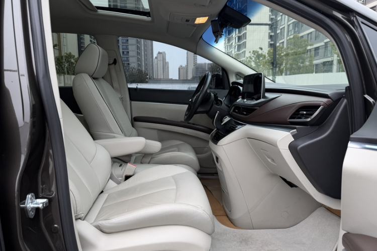 Used Buick GL8 2021 Land Cruiser Executive 652T Premium Model
