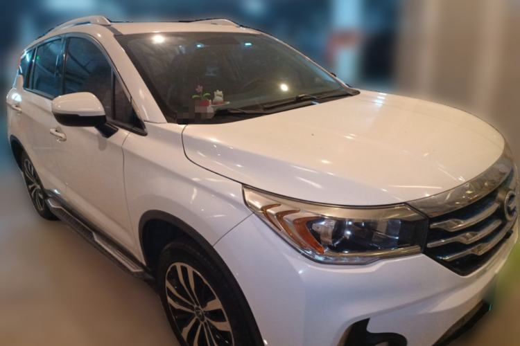 Used GAC Trumpchi GS4 New Energy 2017 1.5L PHEV Smart Enjoyment Edition Front Right 45 Deg