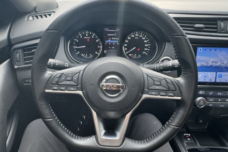 Used Nissan X-Trail 2022 Revised Version 2.0L Two-Wheel Drive Smart Connect & Comfort Edition Steering Wheel