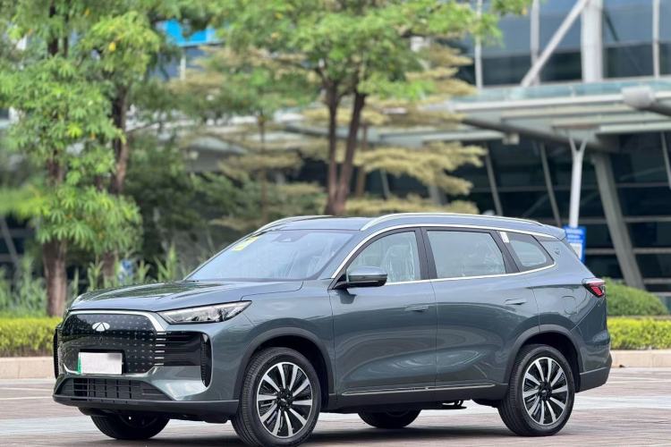 Used Chery Fengyun T8 2025 1.5T 130 km Comfort Edition 7-Seater