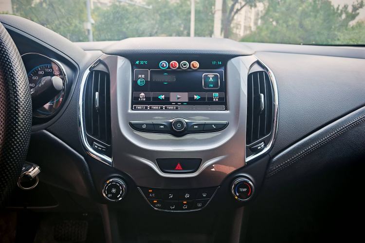 Used Chevrolet Cruze 2018 320 Automatic Pioneer Sunroof Edition