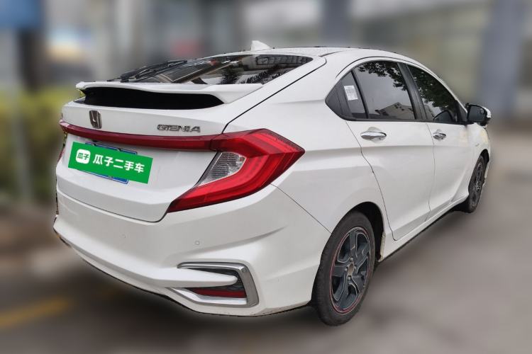 Used Honda Gienia 2017 1.5L CVT Luxury Edition
